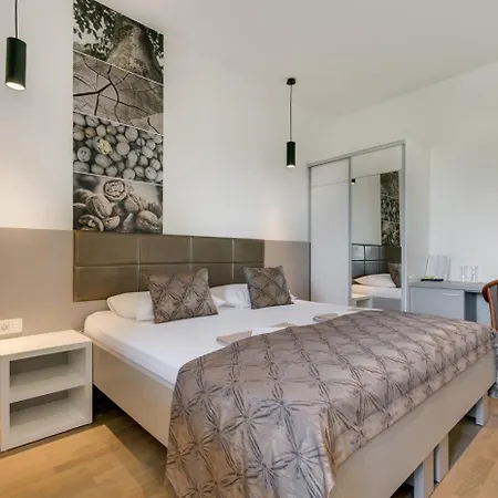 Oda ve Kahvaltı Rogac & Restaurant