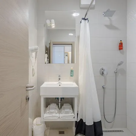 Bed and breakfast Rogac & Restaurant 4*