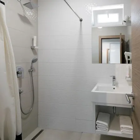 Bed and Breakfast Rogac & Restaurant