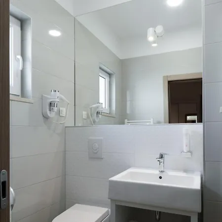 Rogac & Restaurant 4* Omiš