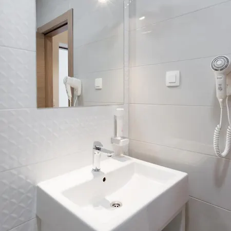 Rogac & Restaurant Bed and Breakfast