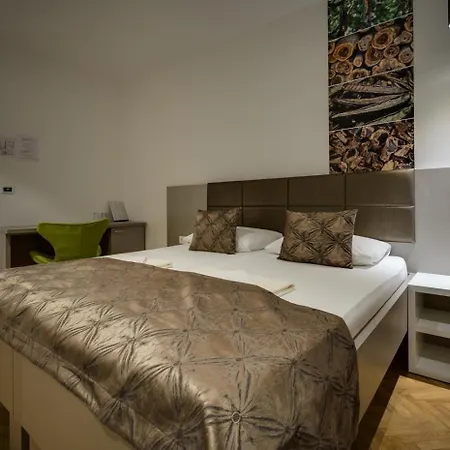 Rogac & Restaurant 4*