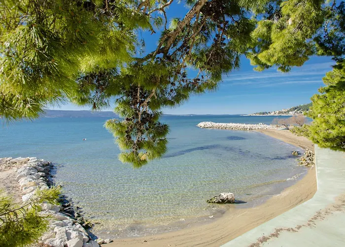 Rogac & Restaurant 4*