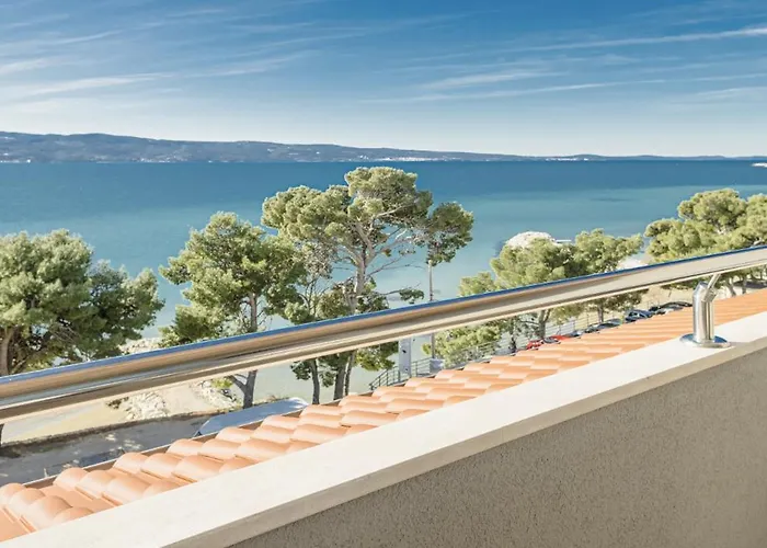 Rogac & Restaurant Frühstückspension 4*